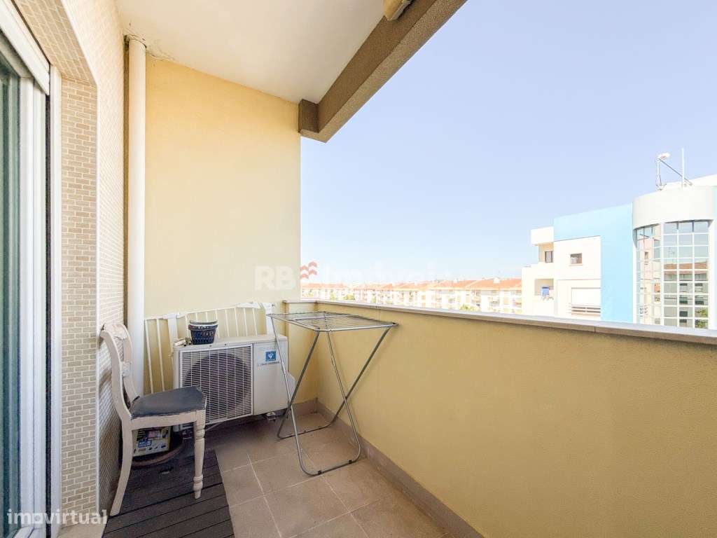 Apartamento T4 Duplex c/ Varandas, Arrecadação e Parqueamento - no ...-21