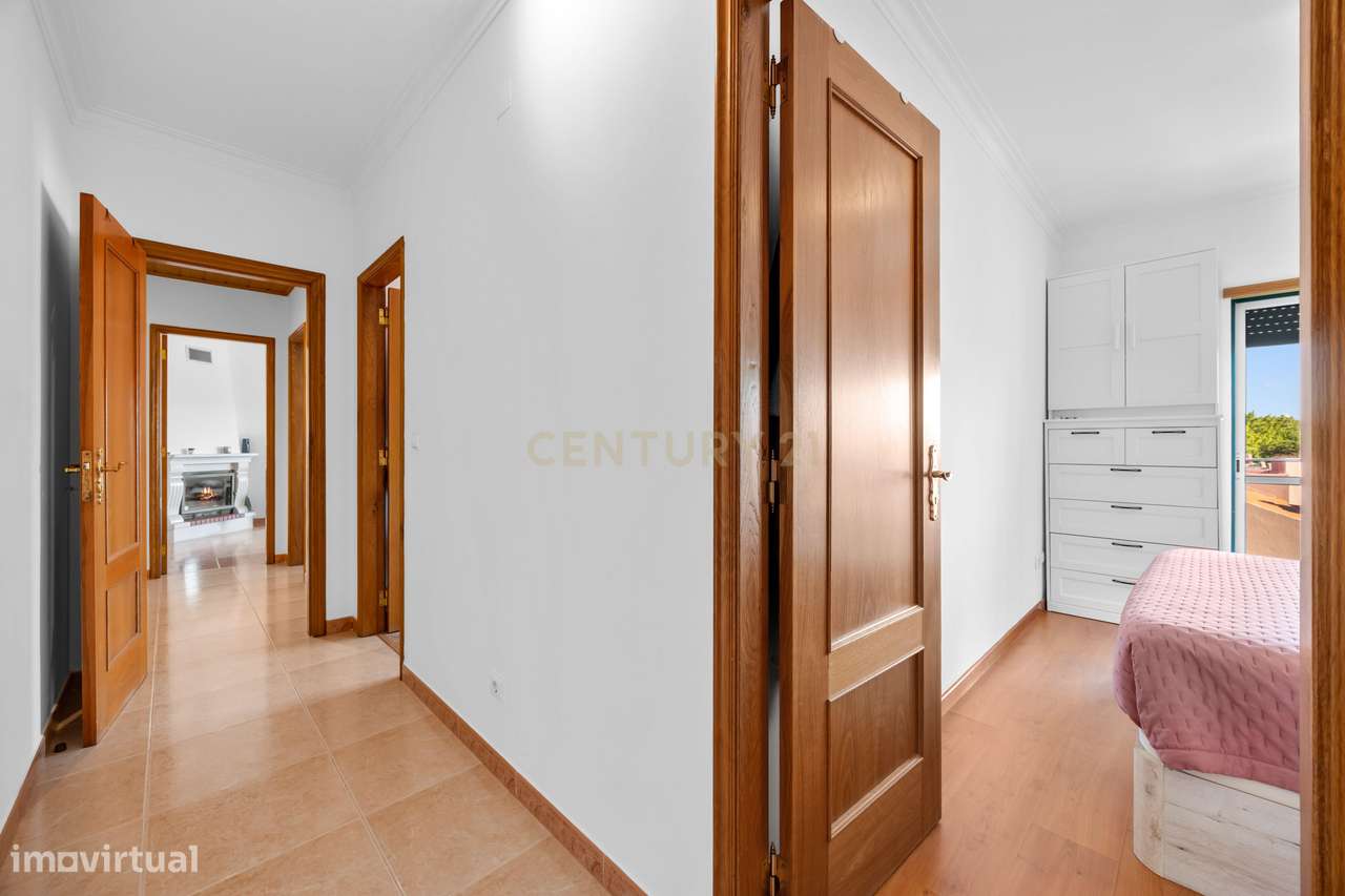Apartamento T2 Atalaia-14
