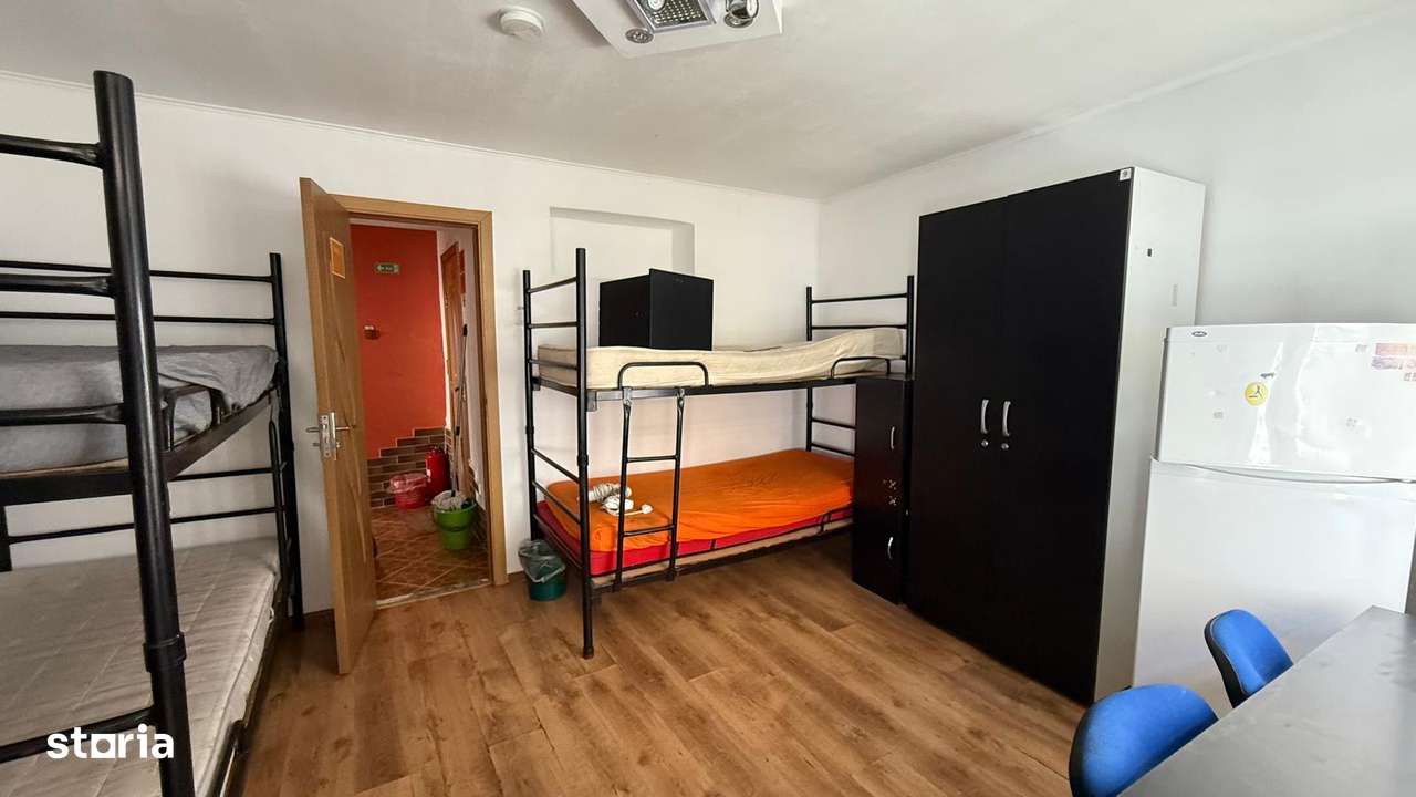 Afacere la cheie! De vanzare Casa singur in curte Centrul Istoric-6
