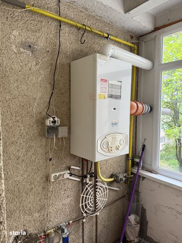 Ap cu 2 camere decomandat, et. 2/4, garaj, centrala termica, Bucovina!-16