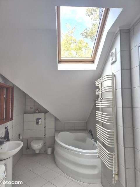 Komorów dwa domy blisko Wkd-11