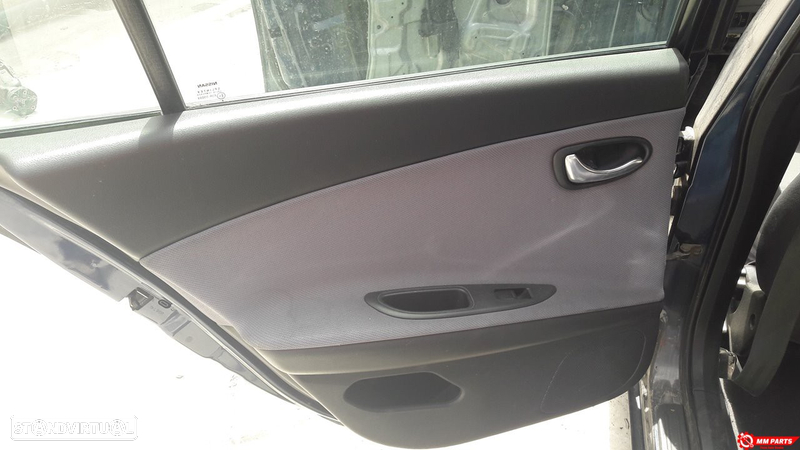 FORRA DA PORTA TRASEIRA ESQUERDA NISSAN PRIMERA HATCHBACK P12 2003 - 1