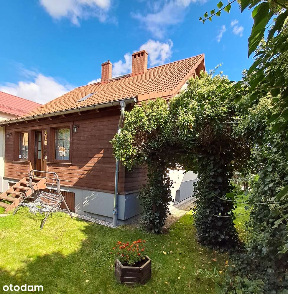 Ładny dom w willowej części Sobieszowa, wygodny,gotowy do zamieszkania-16