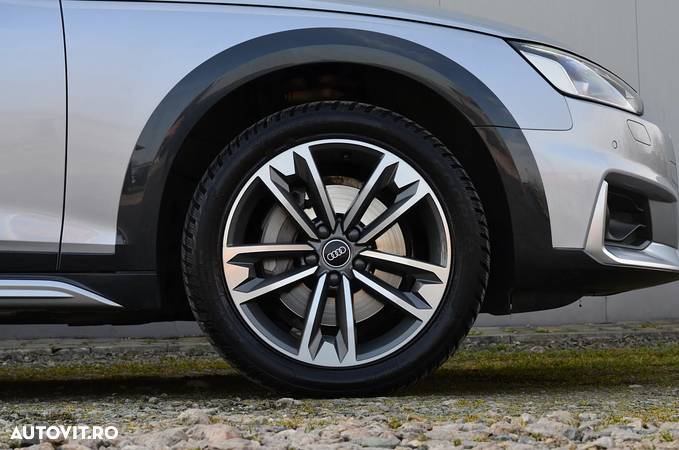 Audi A4 40 TDI quattro S tronic Advanced - 38