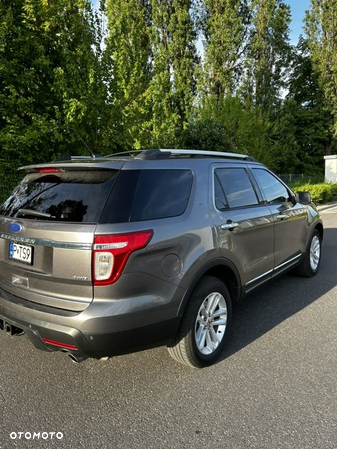 Ford Explorer 4.6 4WD - 8