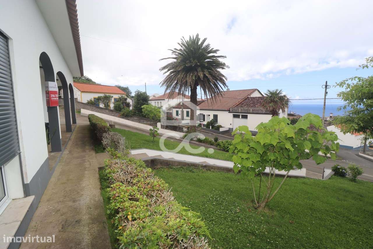 Moradia com 4+1 Quartos - Maia - Ribeira Grande - Grande imagem: 4/57