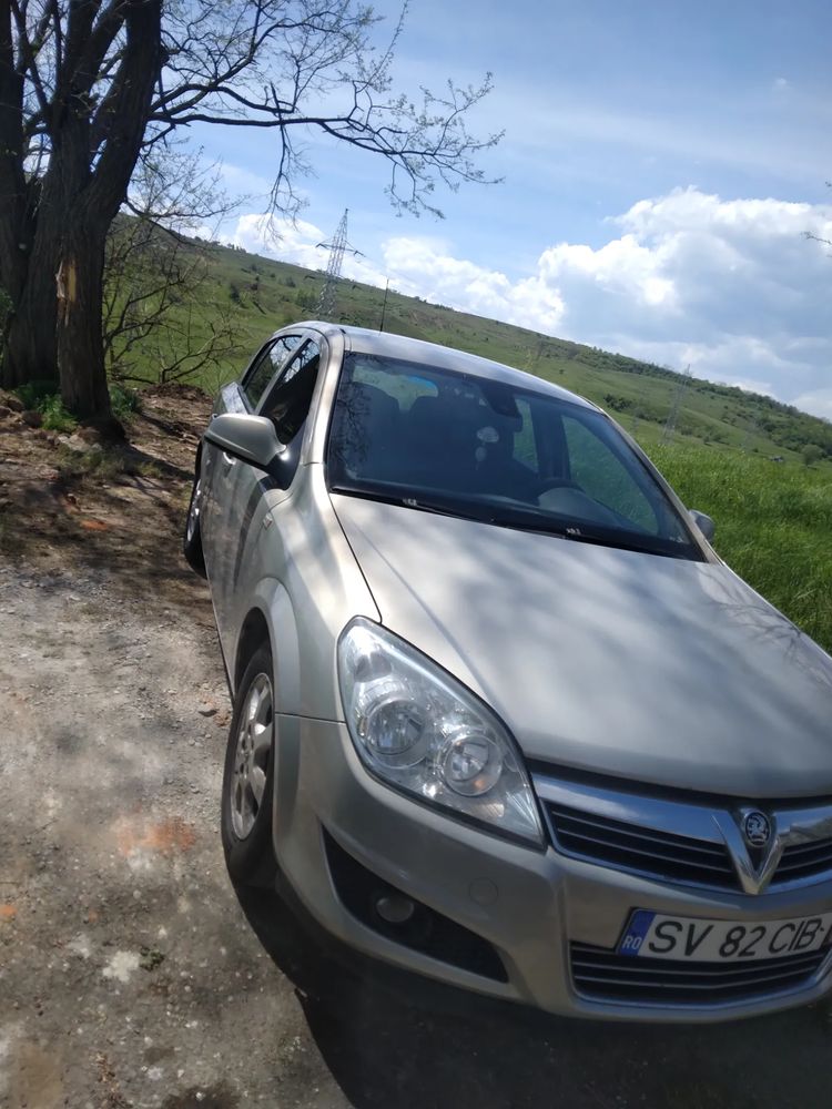 Opel Astra H [2004 - 2010] 1.3 CDTI Cosmo 2009