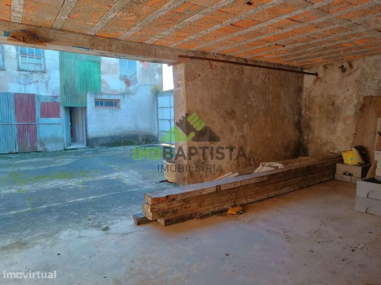 Quinta para restauro em Guisande (9066 m2)-8