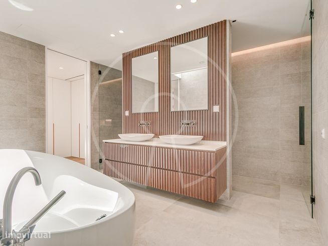 Luxuosa moradia T6 contemporânea em Birre-29