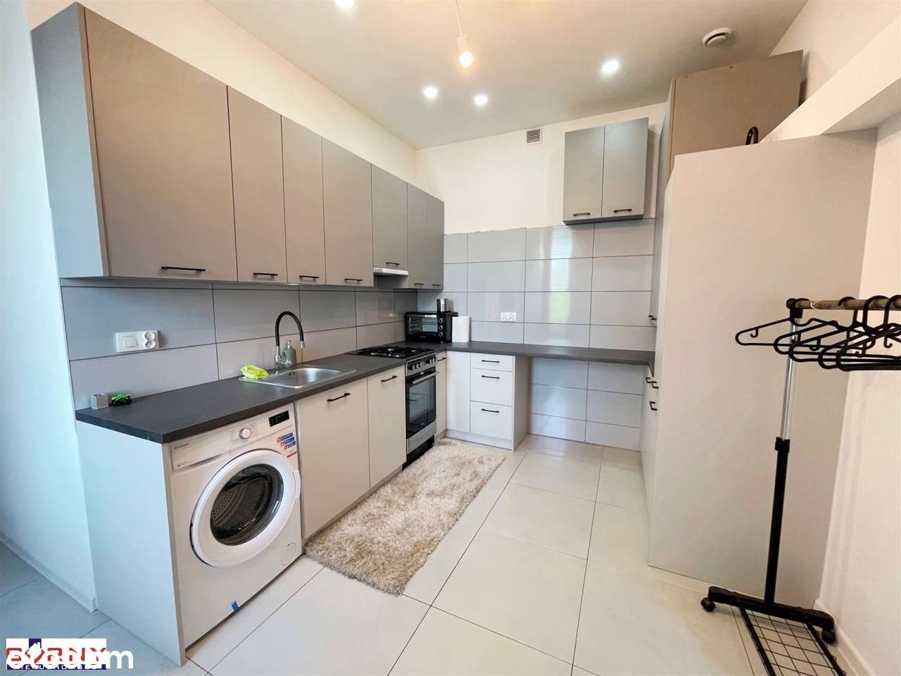 Do wynajęcia duże mieszkanie w kamienicy -Piotrkó - Pełny obrazek: 5/13