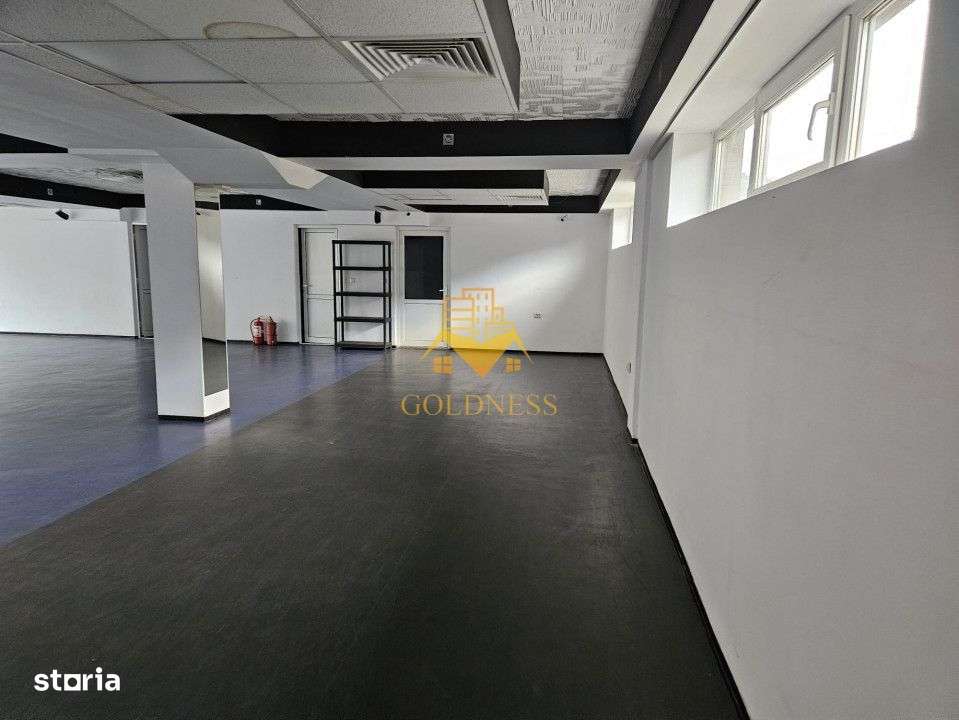 Spatiu comercial, 248 mp, parcare, Zona Centrala, Campeni, Jud. Alba - Imagine principală: 4/6