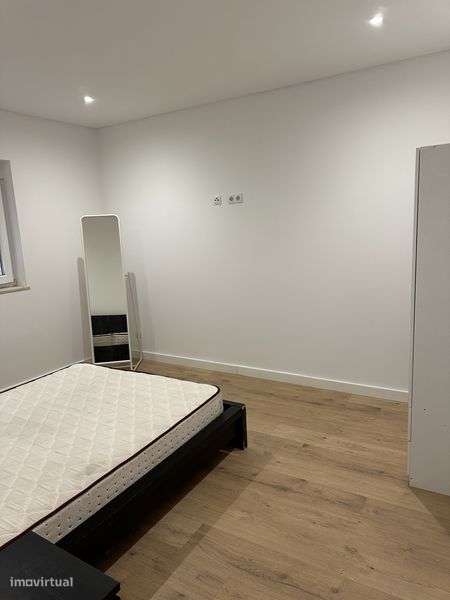 Aluguer de Moradia T2 - Grande imagem: 4/5