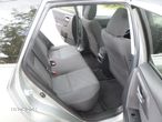 Toyota Auris 1.6 Premium + - 25