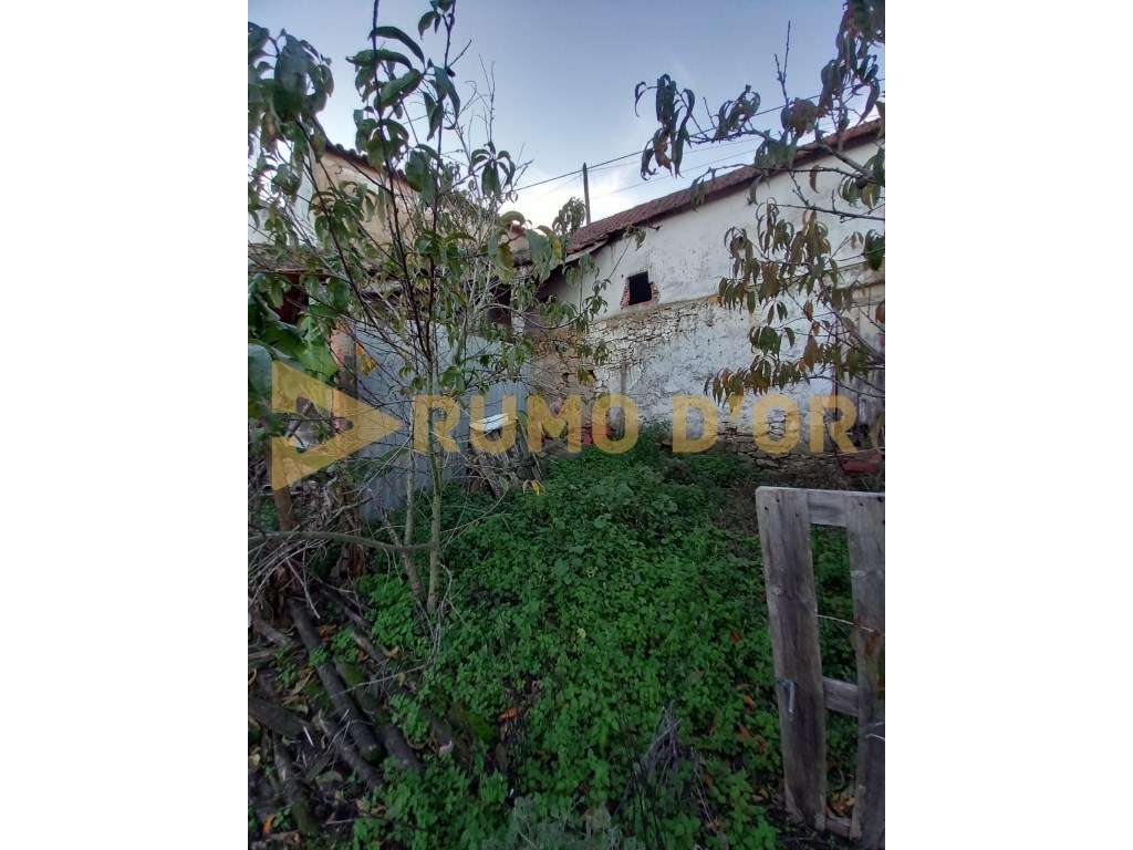 Armazém com Vista Ímpar e Terreno de 360m² - Transforme-o no Seu Re... - Grande imagem: 4/5