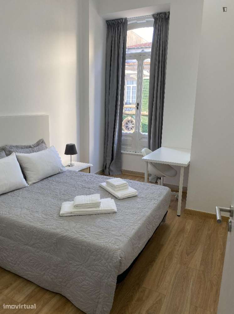 Apartamento com 2 quartos - localizado em Sé Porto - Grande imagem: 4/9
