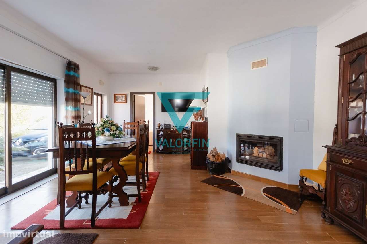 MORADIA T2 Térrea com Terreno e Logradouro | Porto de Mós - Grande imagem: 4/17