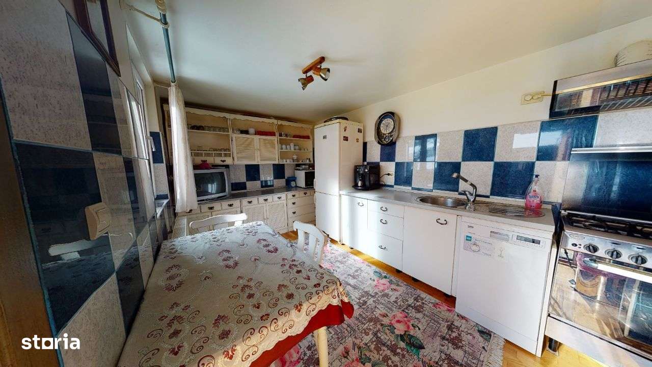 Vila Centrala cu Vedere Unica la Castelul Bran-19