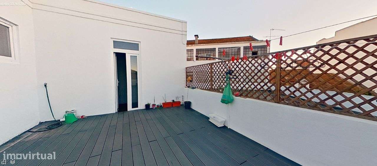 Prédio/Misto no Centro do Montijo-35
