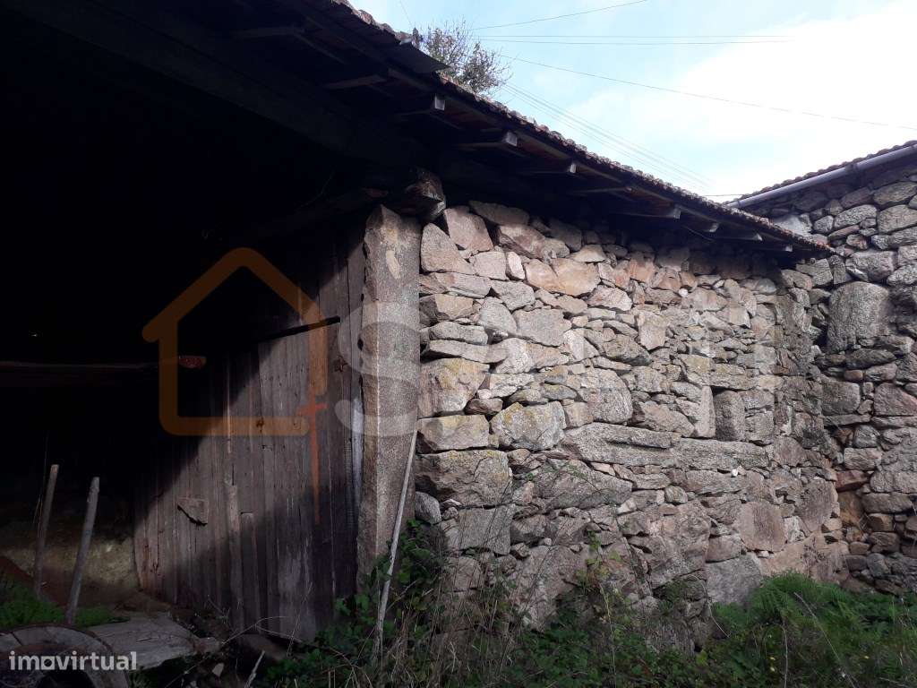 Casa em pedra para recuperar - Grande imagem: 5/5