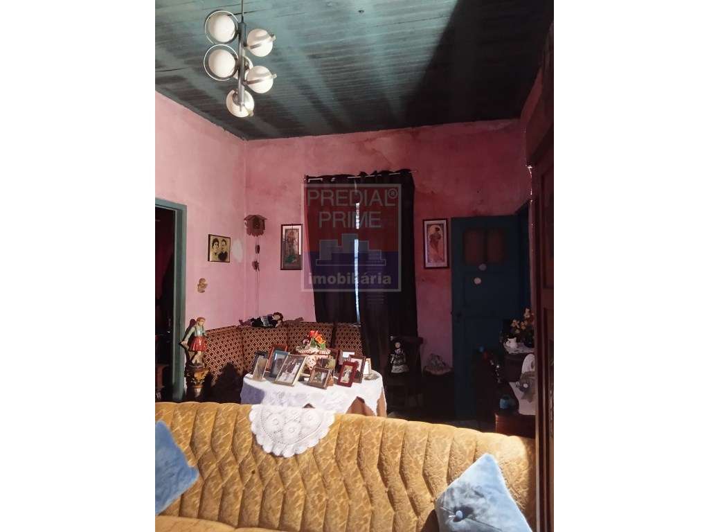 MORADIA TÉRREA EM SAO JOÃO DE LOURE-14
