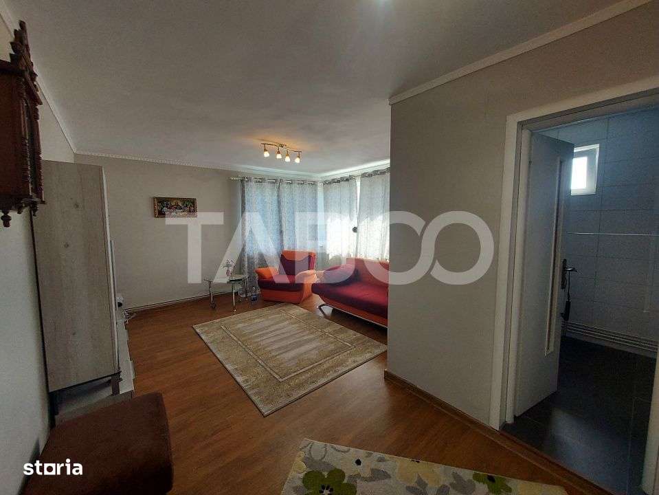 Casa de vanzare teren 950 mp si deschidere 21 m in zona Calea Poplacii-8