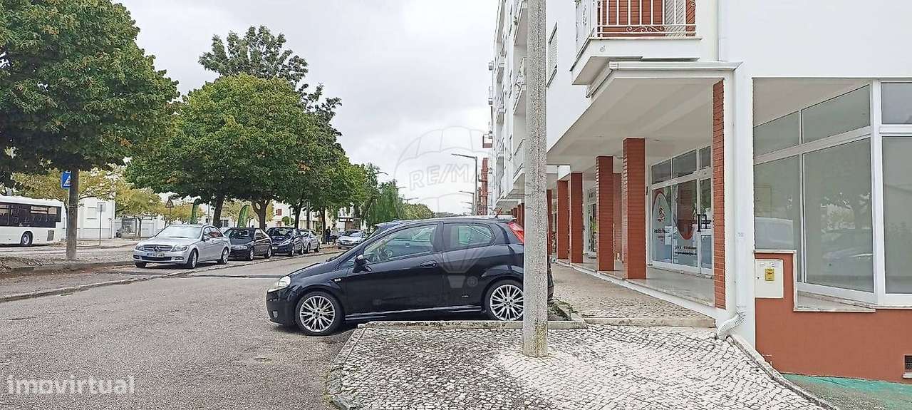 Loja  para arrendamento - Grande imagem: 4/13