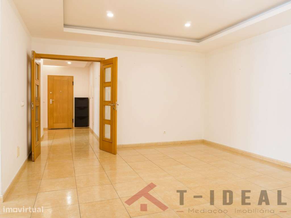 Apartamento T2 com Terraço-9