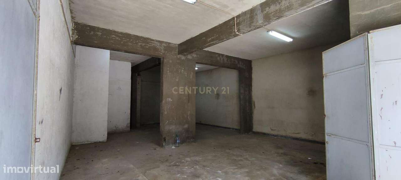 INVESTIMENTO - Venda de armazém arrendado (Lote 354) – Olivais Sul, Li - Grande imagem: 4/7