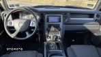 Jeep Commander 3.7 V6 - 8