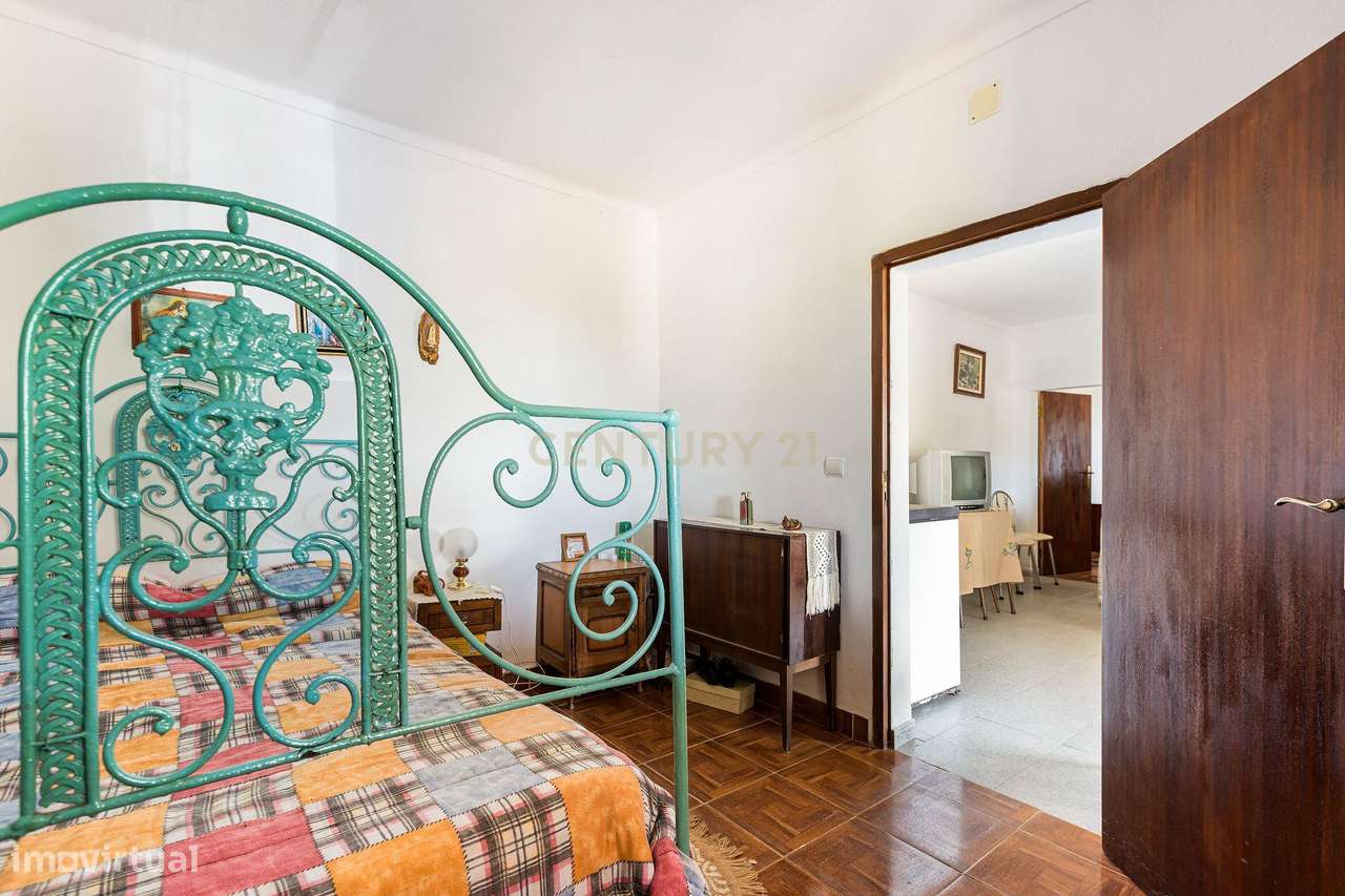 Monte Alentejano com 45 Hectares e Infraestruturas Agrícolas-8