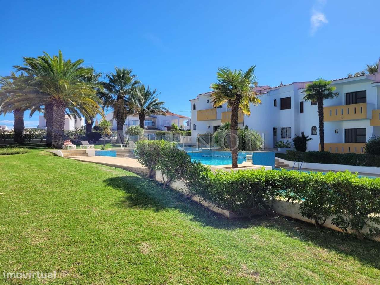 Algarve, Carvoeiro para venda, apartamento T2 com piscina e jardim,  p-13