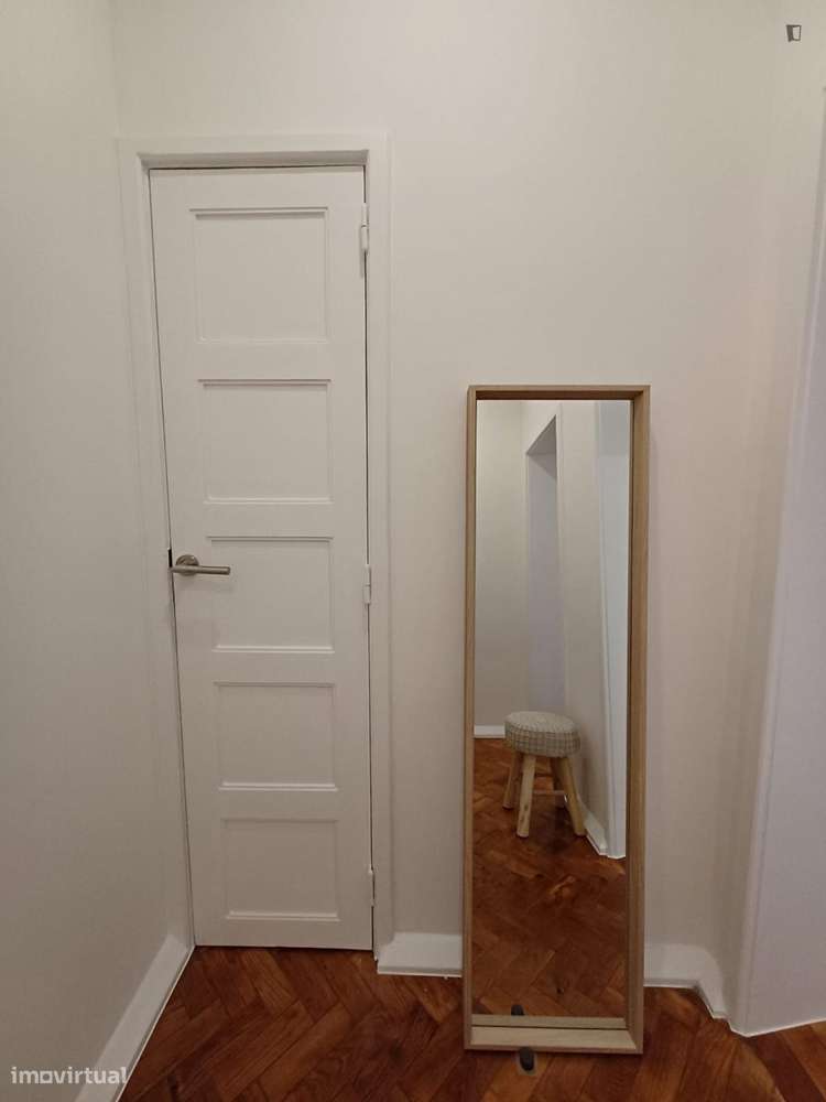 Apartamento com 1 quartos - localizado em Alvalade Lisbon - Grande imagem: 4/7