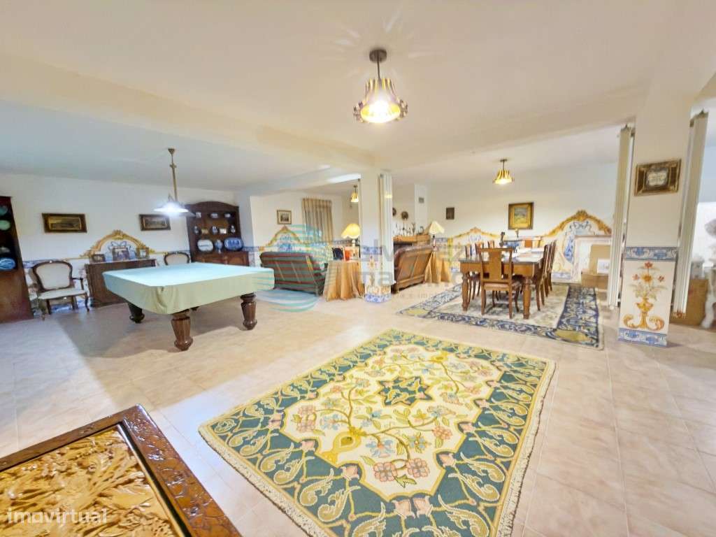 Moradia V5 com terreno com 2075m2, vista de mar-55