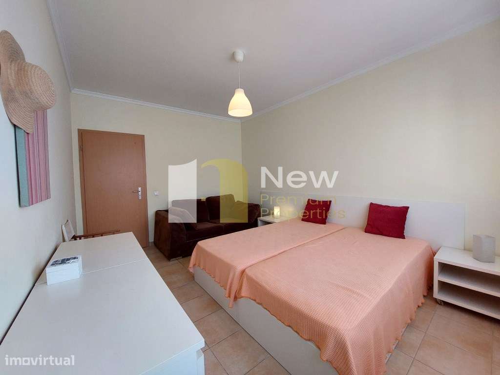 Apartamento T2 com Piscina em Armação de Pêra.-7
