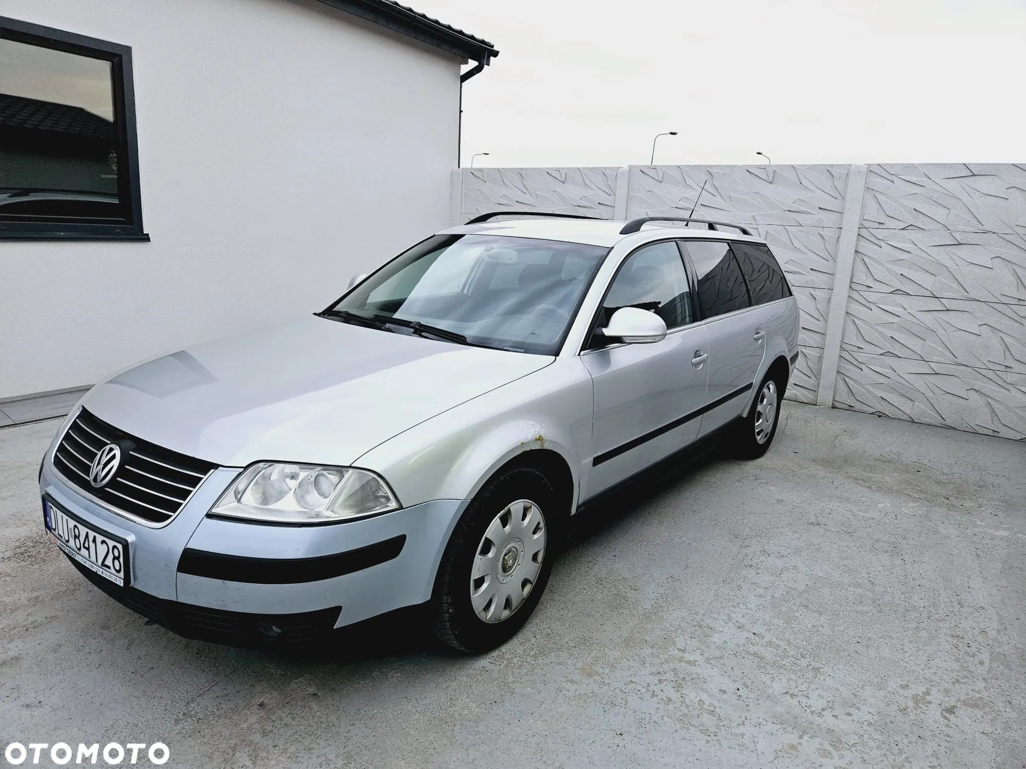 Volkswagen Passat 1.9 TDI Highline - 1