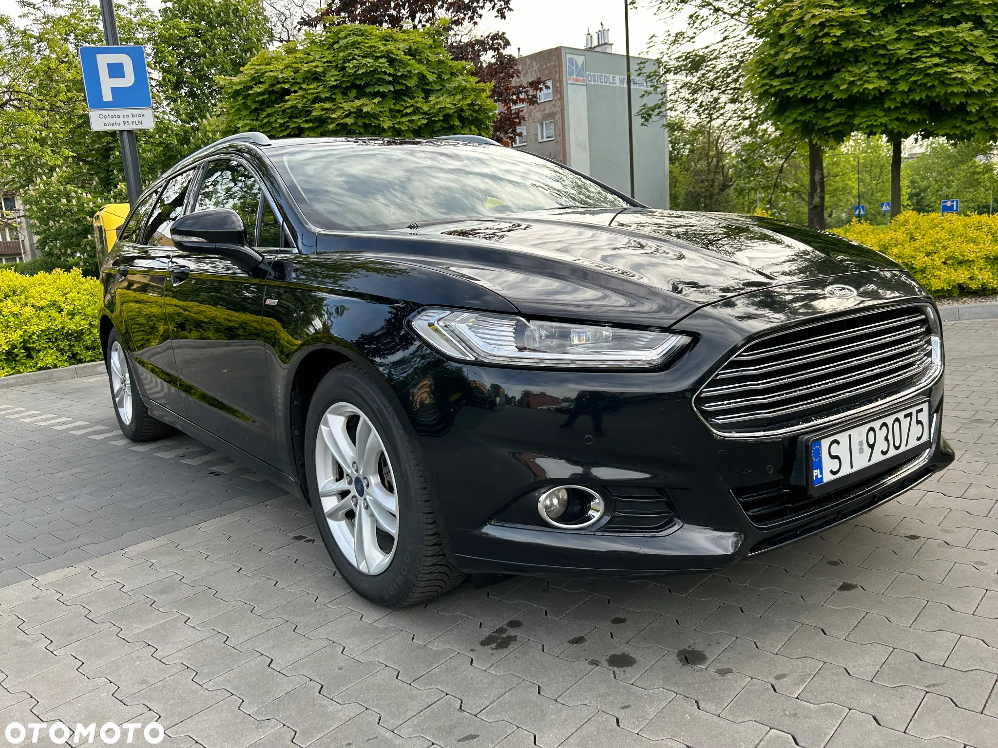 Ford Mondeo - 38