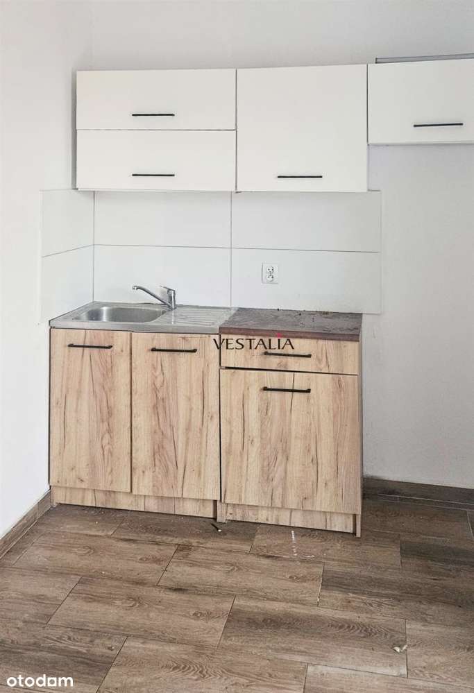 Budynek 10 × kawalerka 211 m² + 673 m² działki-10