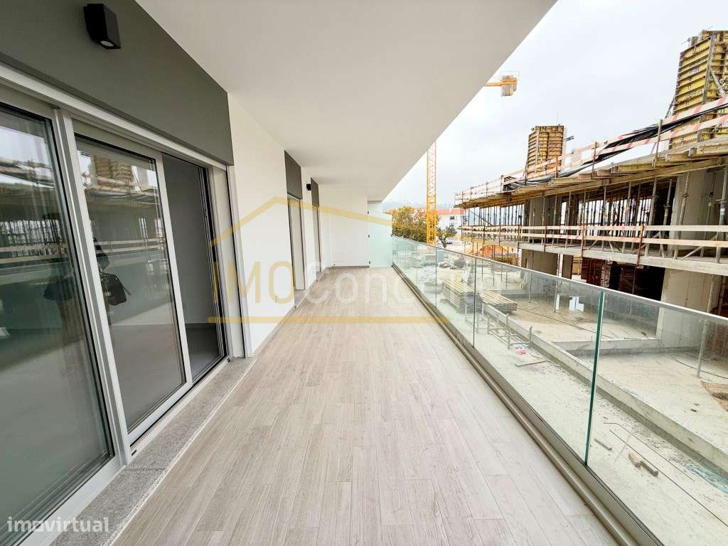 O SEU REFÚGIO NA NAZARÉ PODE ESTAR AQUI! T1+1 COM PISCINA, GARAGEM ...-4