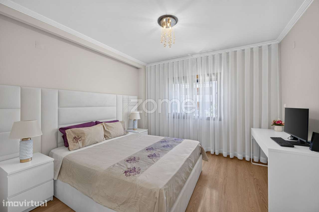 Apartamento T3 na Urbanização do Jardim da Amoreira - Ramada-23