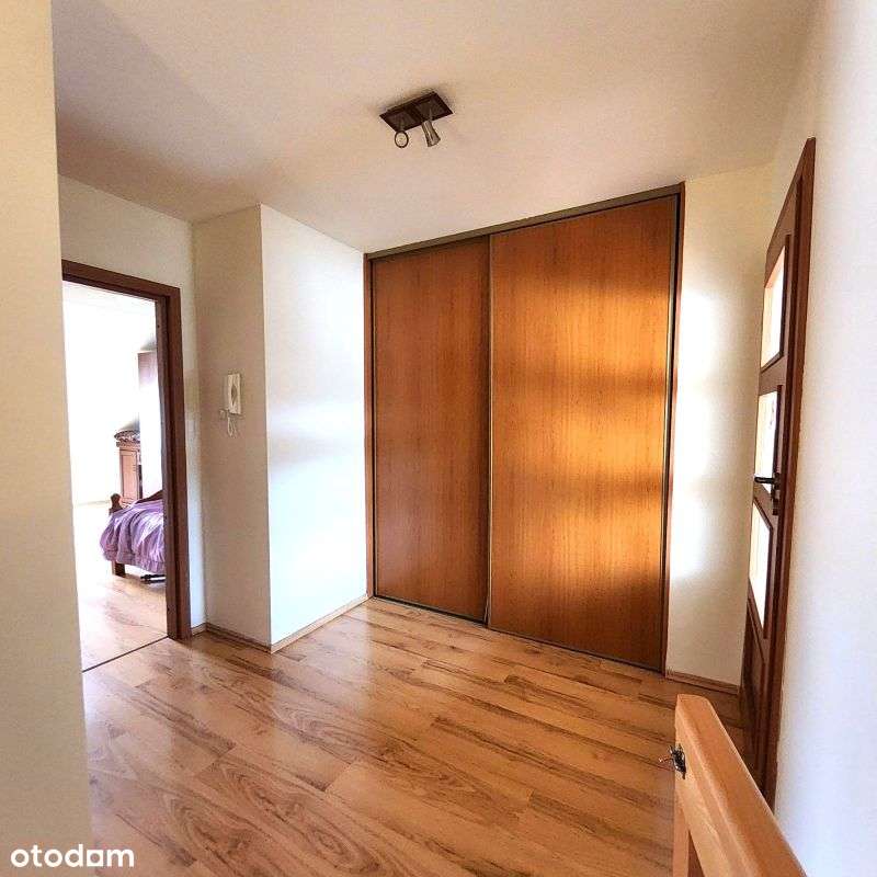 Komfortowe 4 pokoje z balkonem i garażem-10