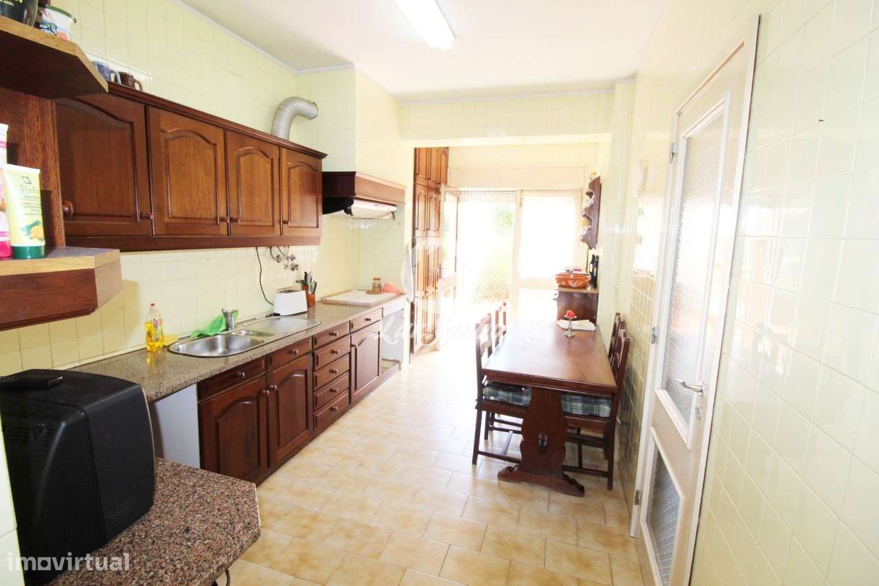 Moradia T4 no Centro da Póvoa de Varzim - Grande imagem: 2/28