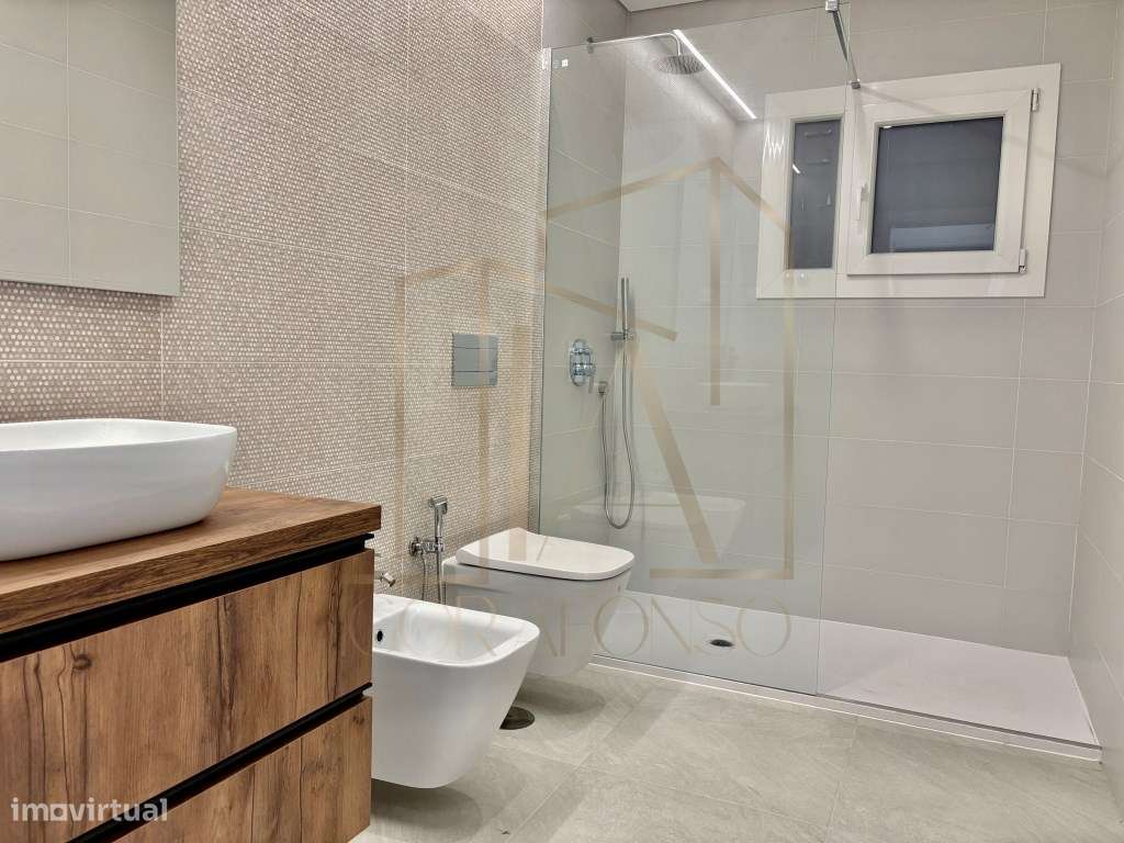 Moradia Térrea T4, com 4 Suites - Pronta a Escriturar-24