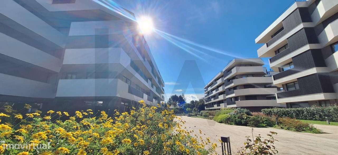 Onde o Luxo Encontra o Horizonte: Apartamento T2 Exclusivo no Coração - Grande imagem: 5/11