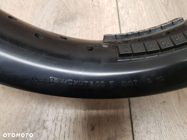 Felga rawka obręcz tył 16x3.00 Harley Davidson FXS Blackline - 7