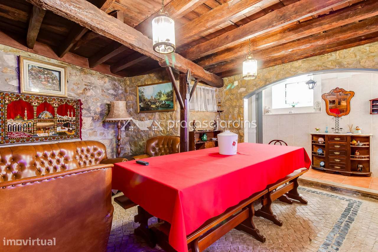 Moradia Unifamiliar de traça rústica-11