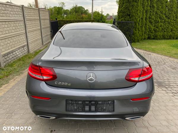 Mercedes-Benz Klasa C 220 d Coupe 9G-TRONIC AMG Line - 4