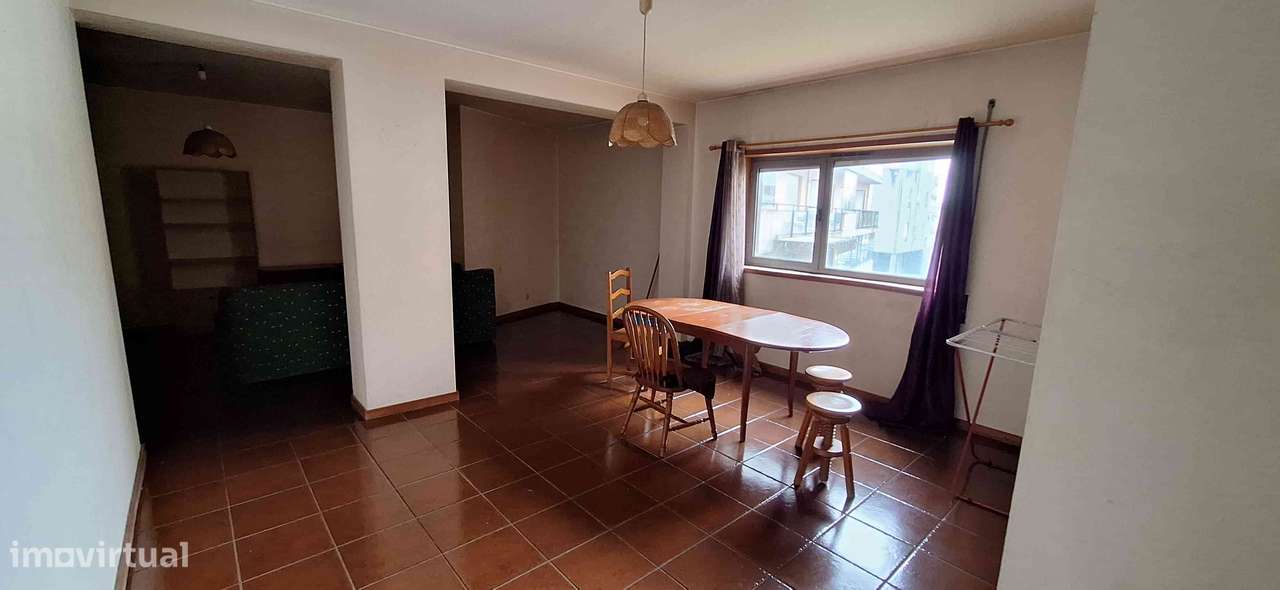 Vendo Apartamento T1 junto à Universidade do Minho - Grande imagem: 5/12