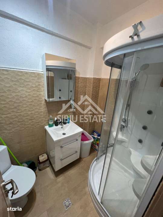 Apartament de vanzare, 2 camere mobilat utilat, bloc cu lift-7