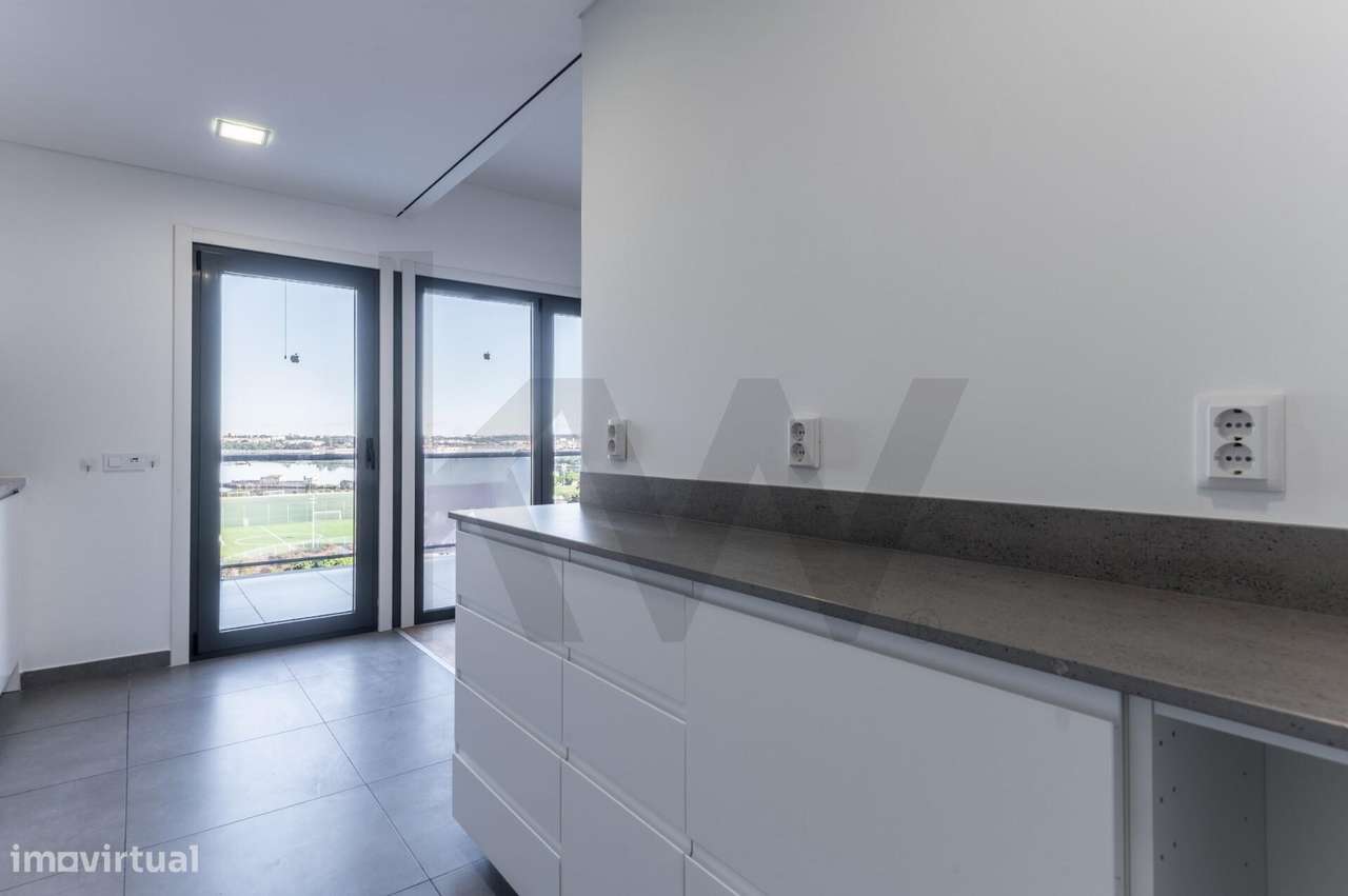 Apartamento T2 | Vista Panorâmica sobre o Tejo - Grande imagem: 5/52