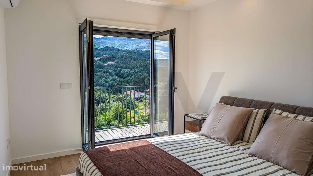Moradia nova T4+2 Mobilada com Vista Montanha em Lordelo – Vila Real-47